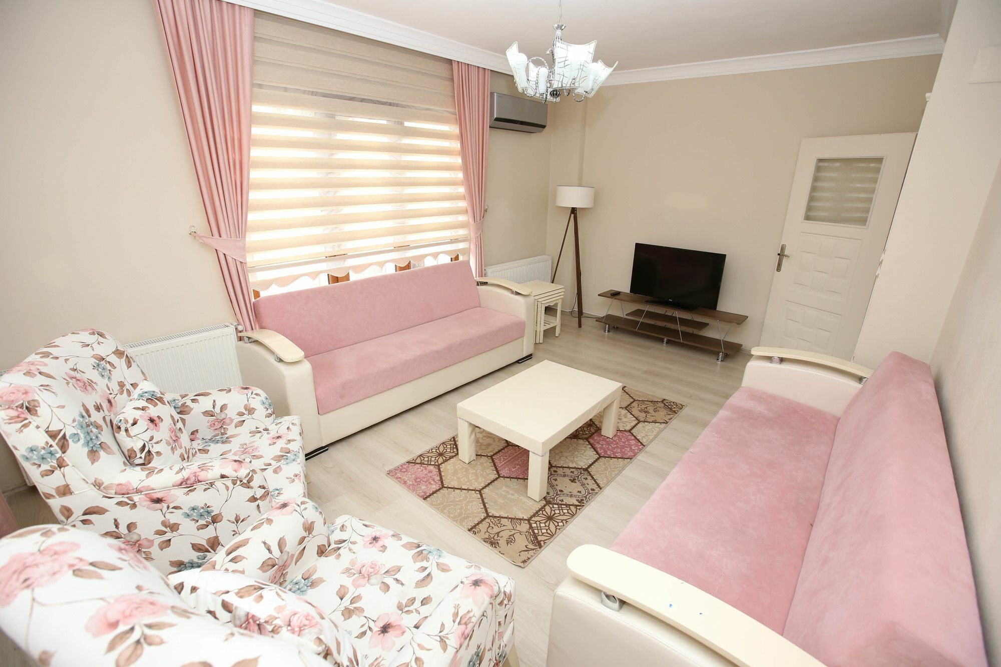 Elmas Apart Hotel Trebizonda Exterior foto